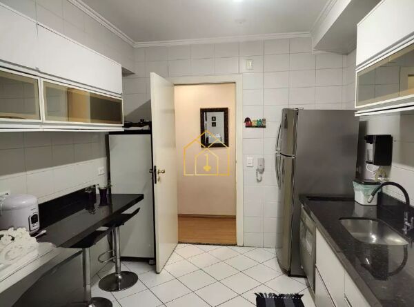 Apartamento à venda com 3 quartos, 84m² - Foto 7