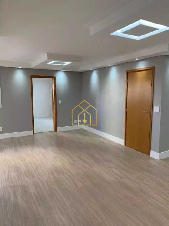 Apartamento à venda com 3 quartos, 118m² - Foto 2