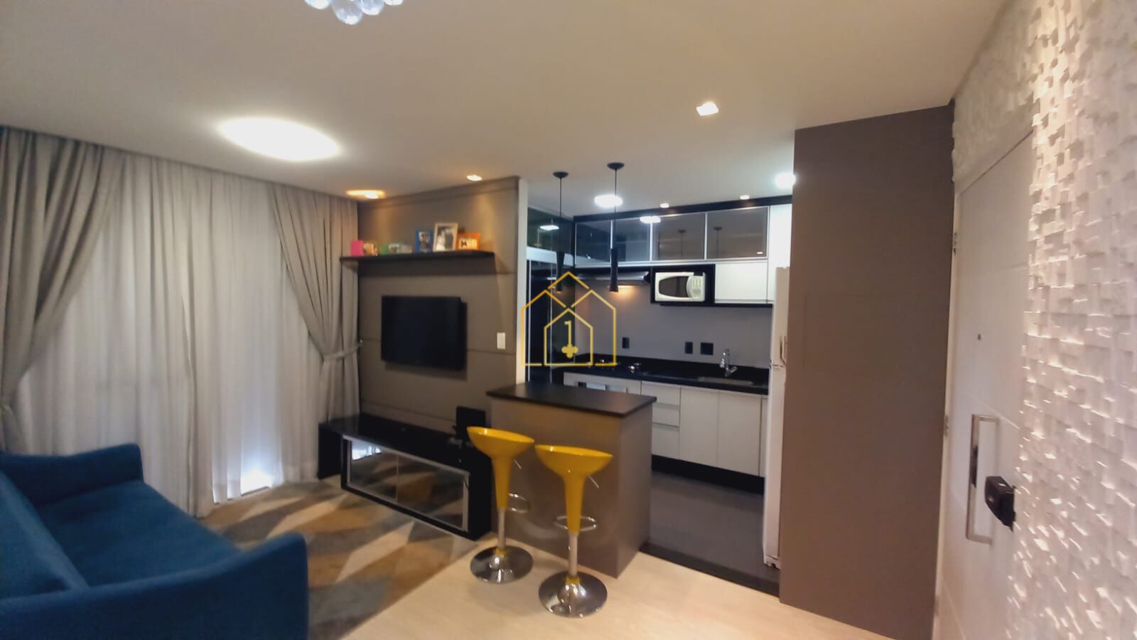 Apartamento à venda com 2 quartos, 66m² - Foto 1