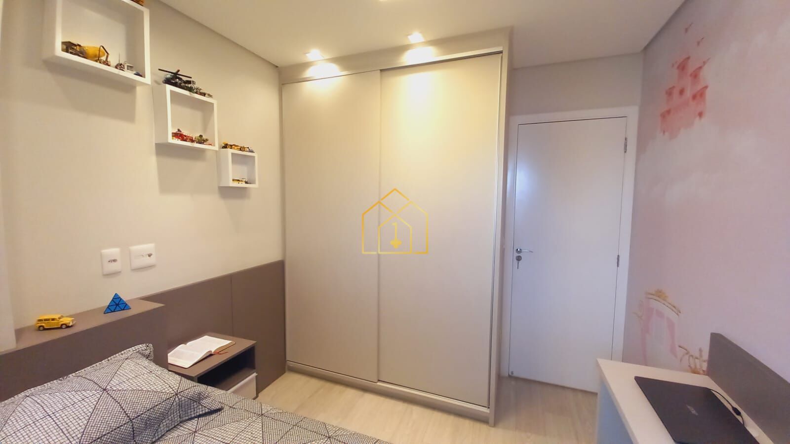 Apartamento à venda com 2 quartos, 66m² - Foto 11