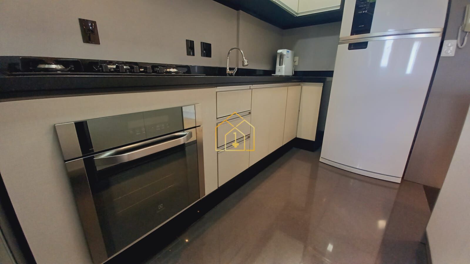 Apartamento à venda com 2 quartos, 66m² - Foto 27