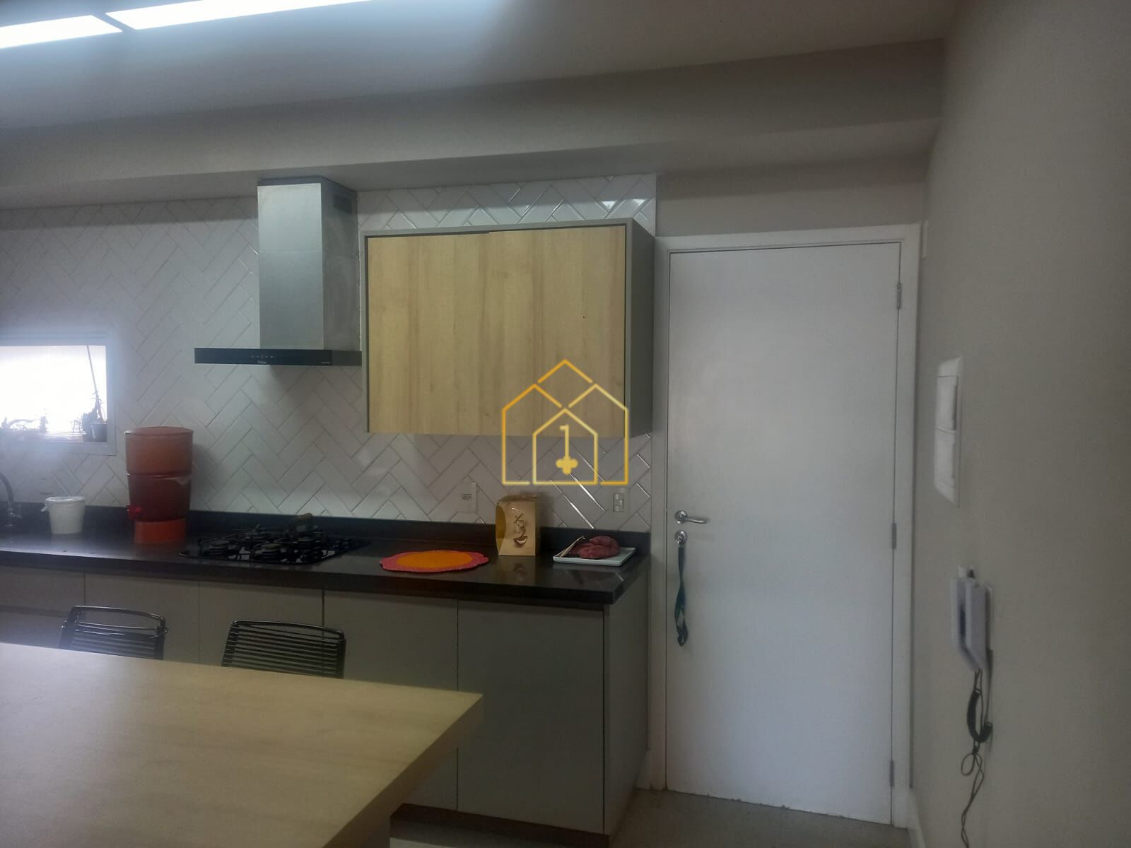 Apartamento à venda com 3 quartos, 91m² - Foto 4