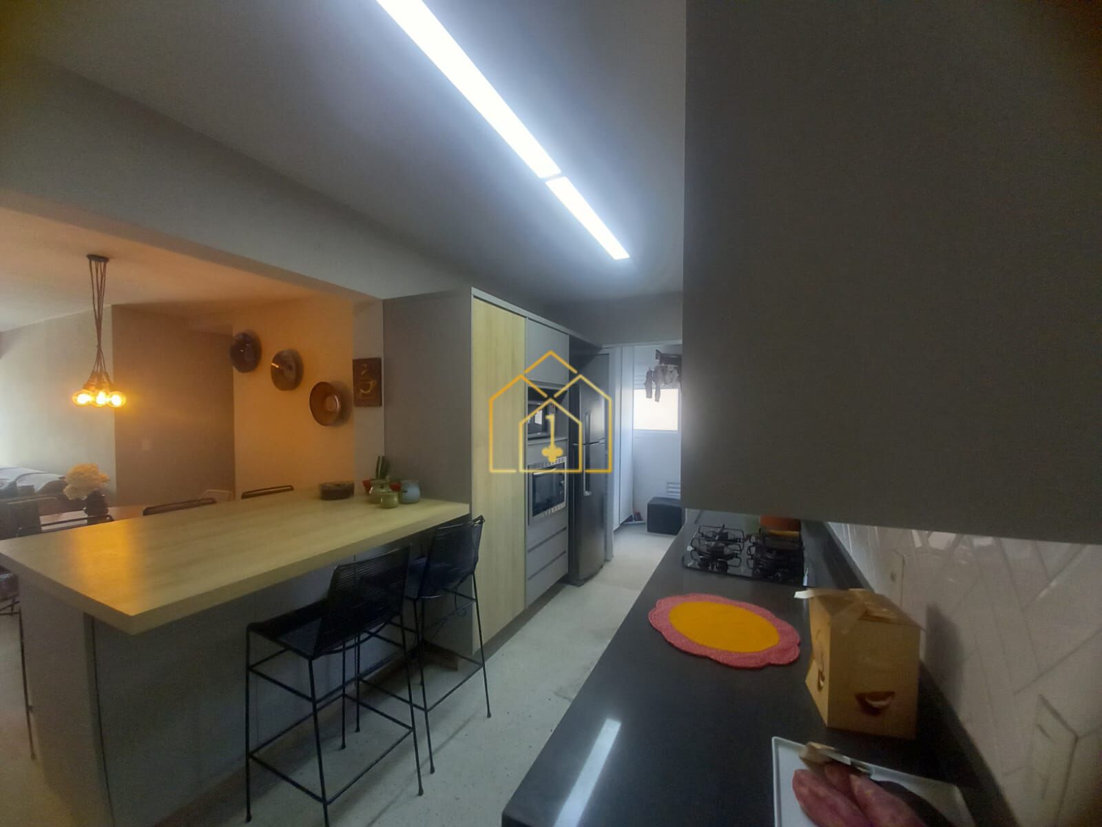 Apartamento à venda com 3 quartos, 91m² - Foto 3