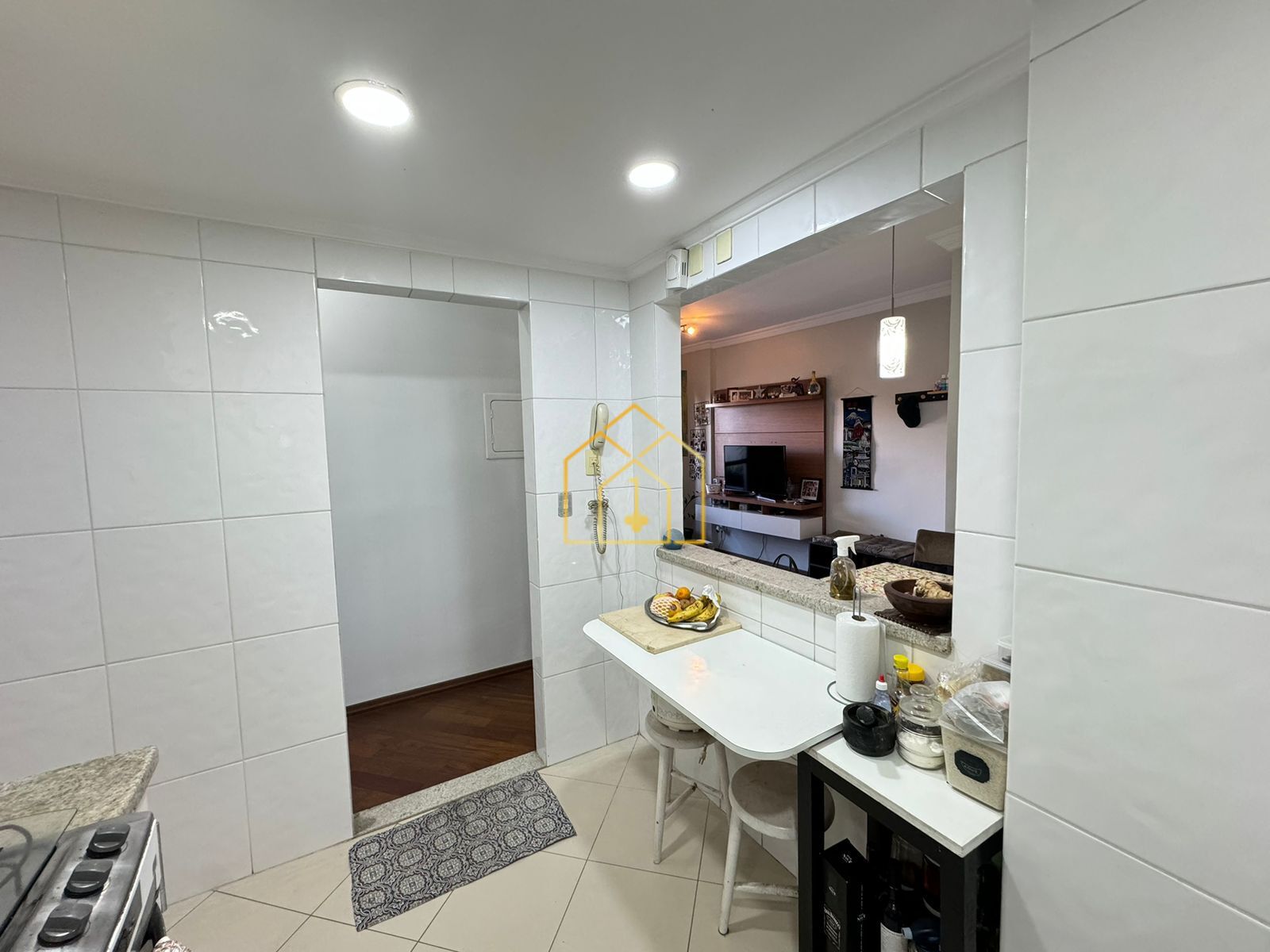 Apartamento à venda com 2 quartos, 66m² - Foto 4