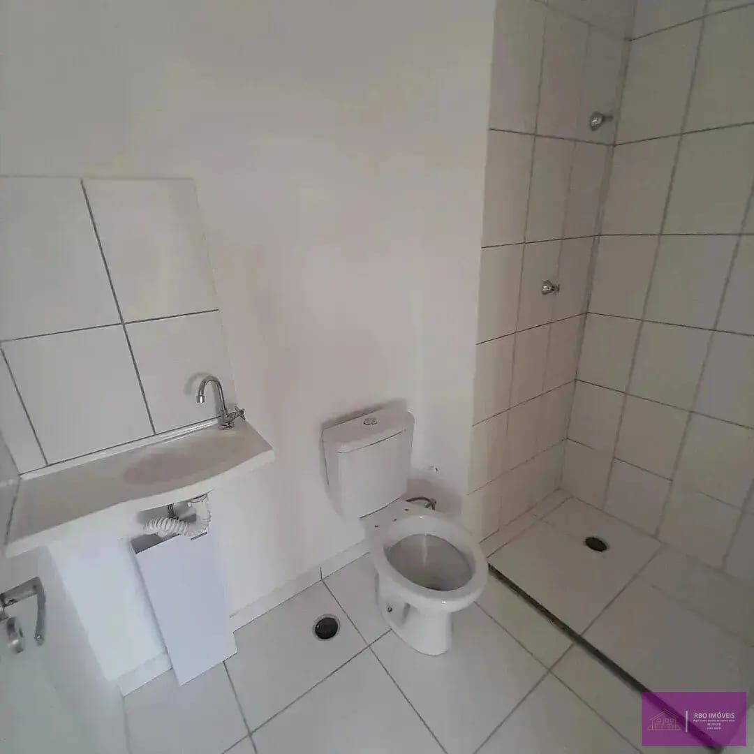 Apartamento à venda com 2 quartos, 42m² - Foto 13