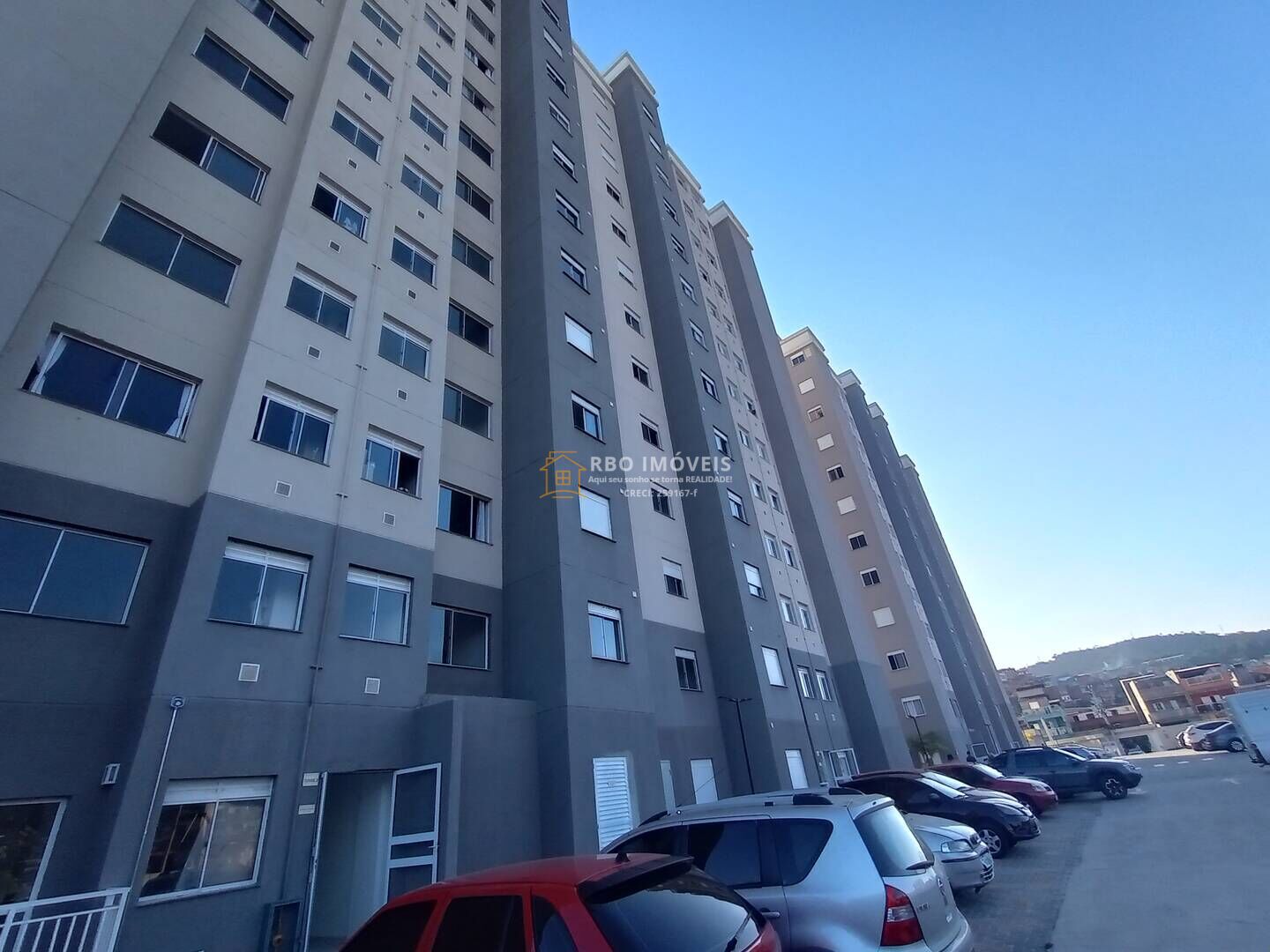 Apartamento à venda com 2 quartos, 42m² - Foto 2