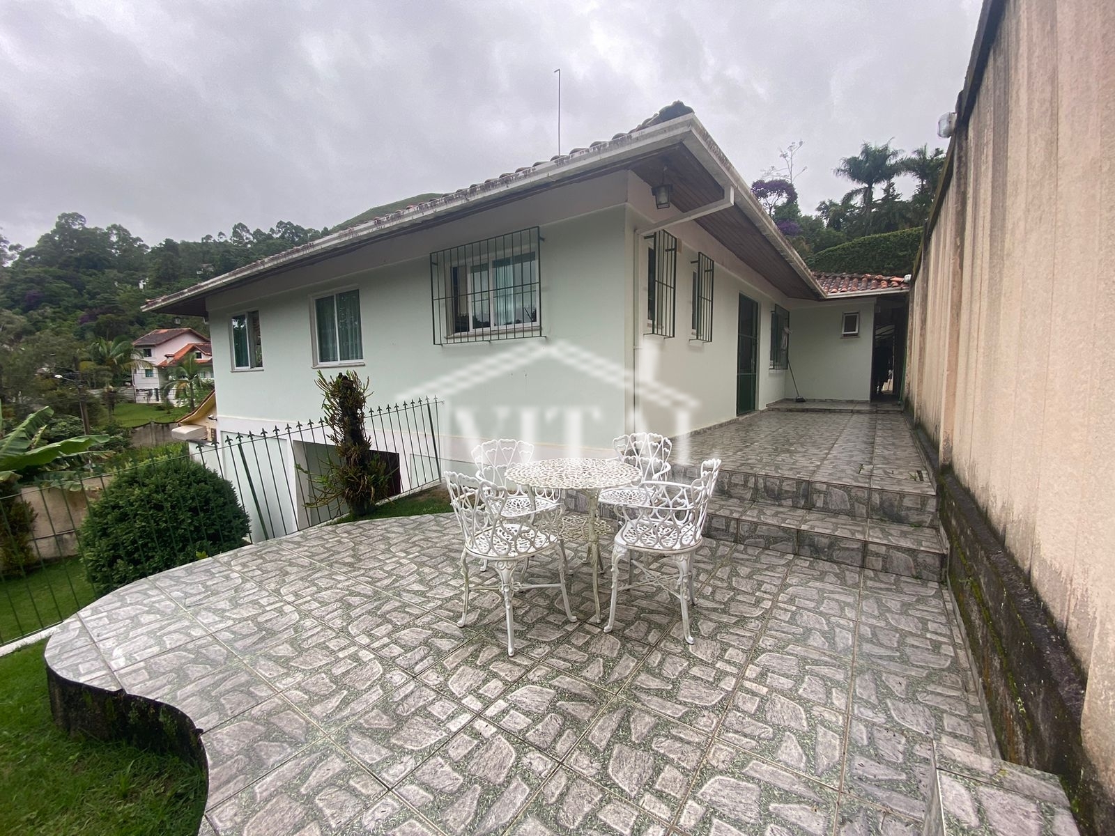 Casa à venda no bairro Vale dos Pinheiros em Nova Friburgo/RJ