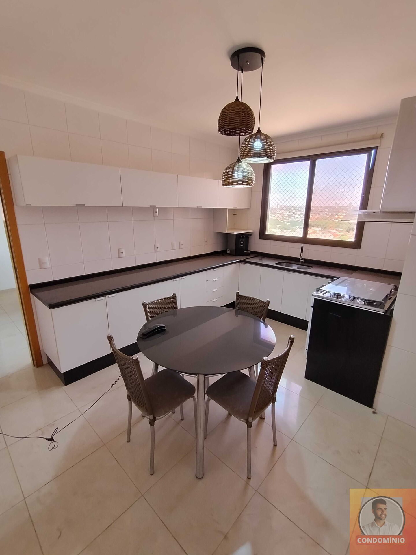 Apartamento à venda com 3 quartos, 188m² - Foto 12