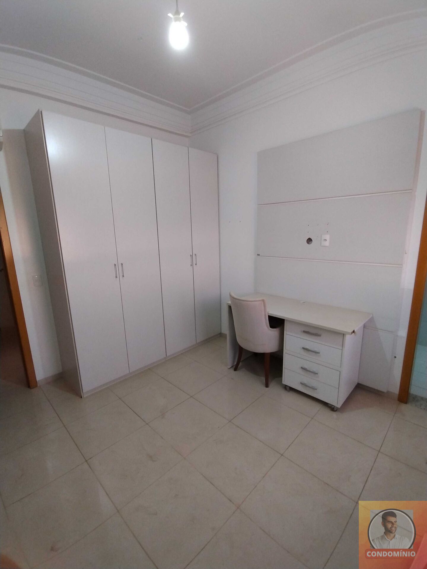 Apartamento à venda com 3 quartos, 188m² - Foto 9