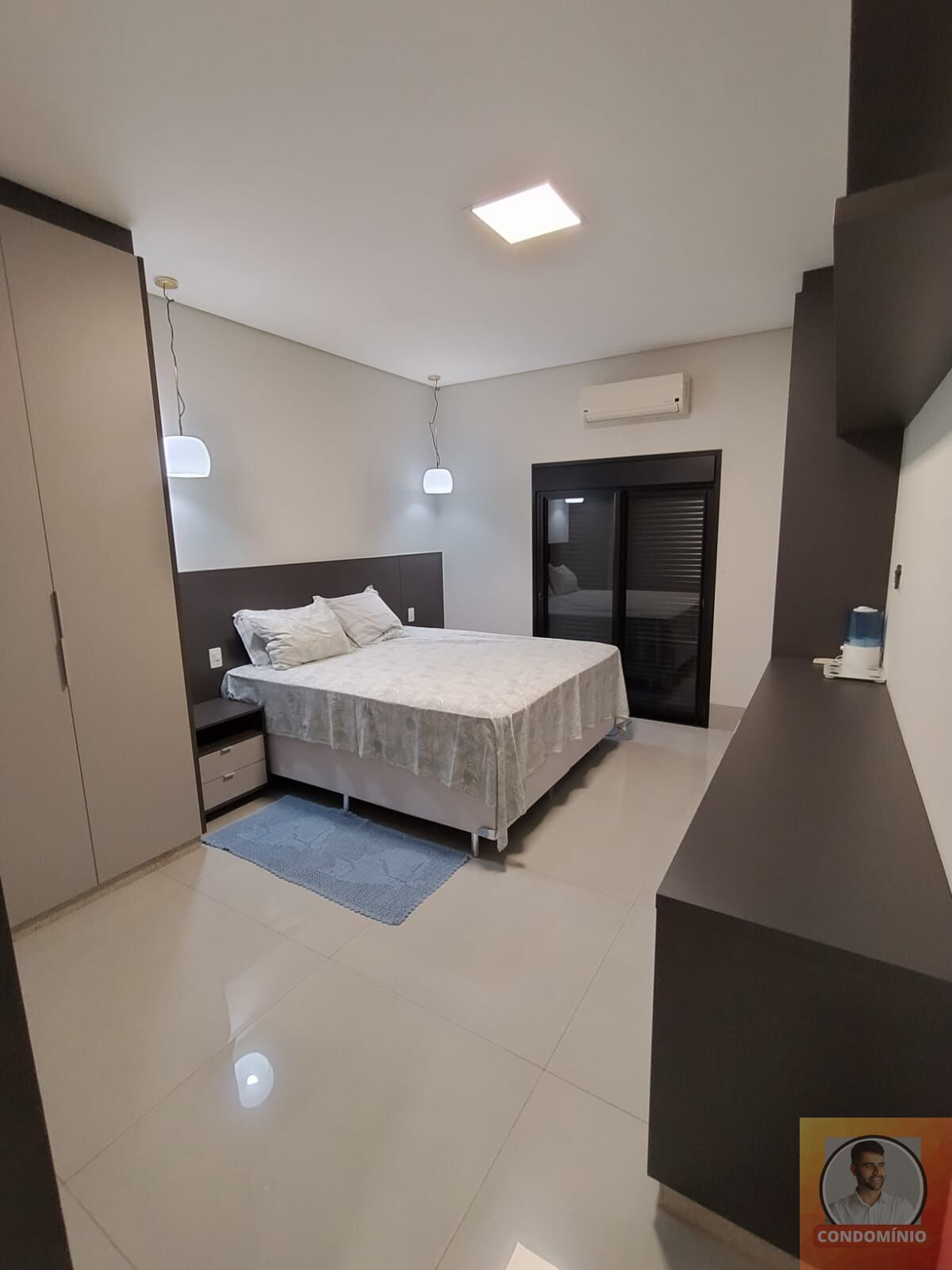 Casa de Condomínio à venda com 3 quartos, 275m² - Foto 3