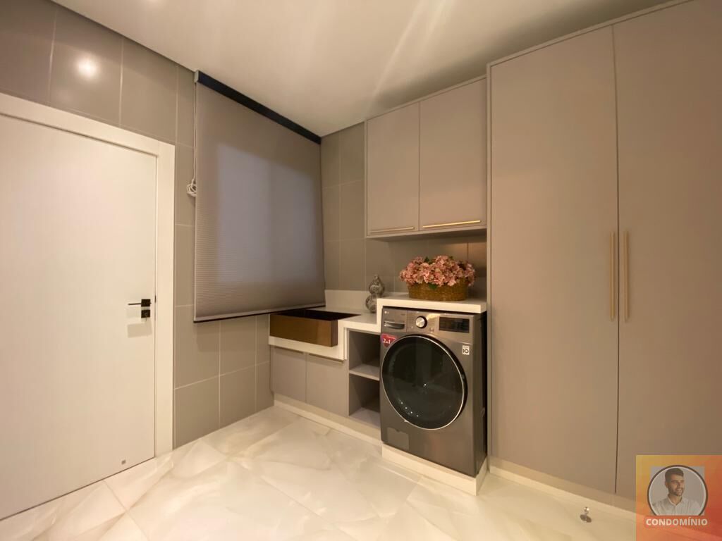 Apartamento à venda com 3 quartos, 157m² - Foto 9