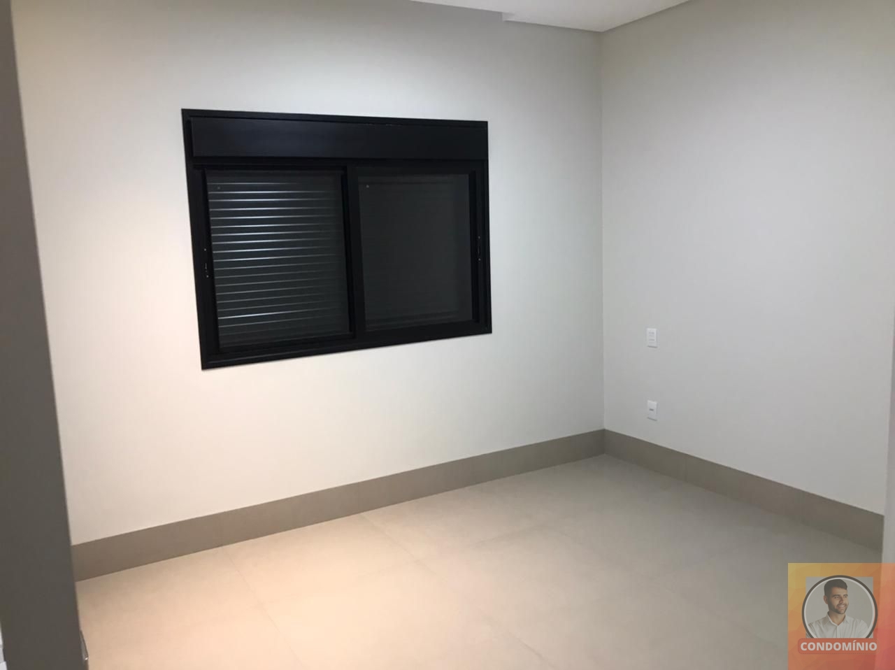 Casa de Condomínio à venda com 3 quartos, 215m² - Foto 11