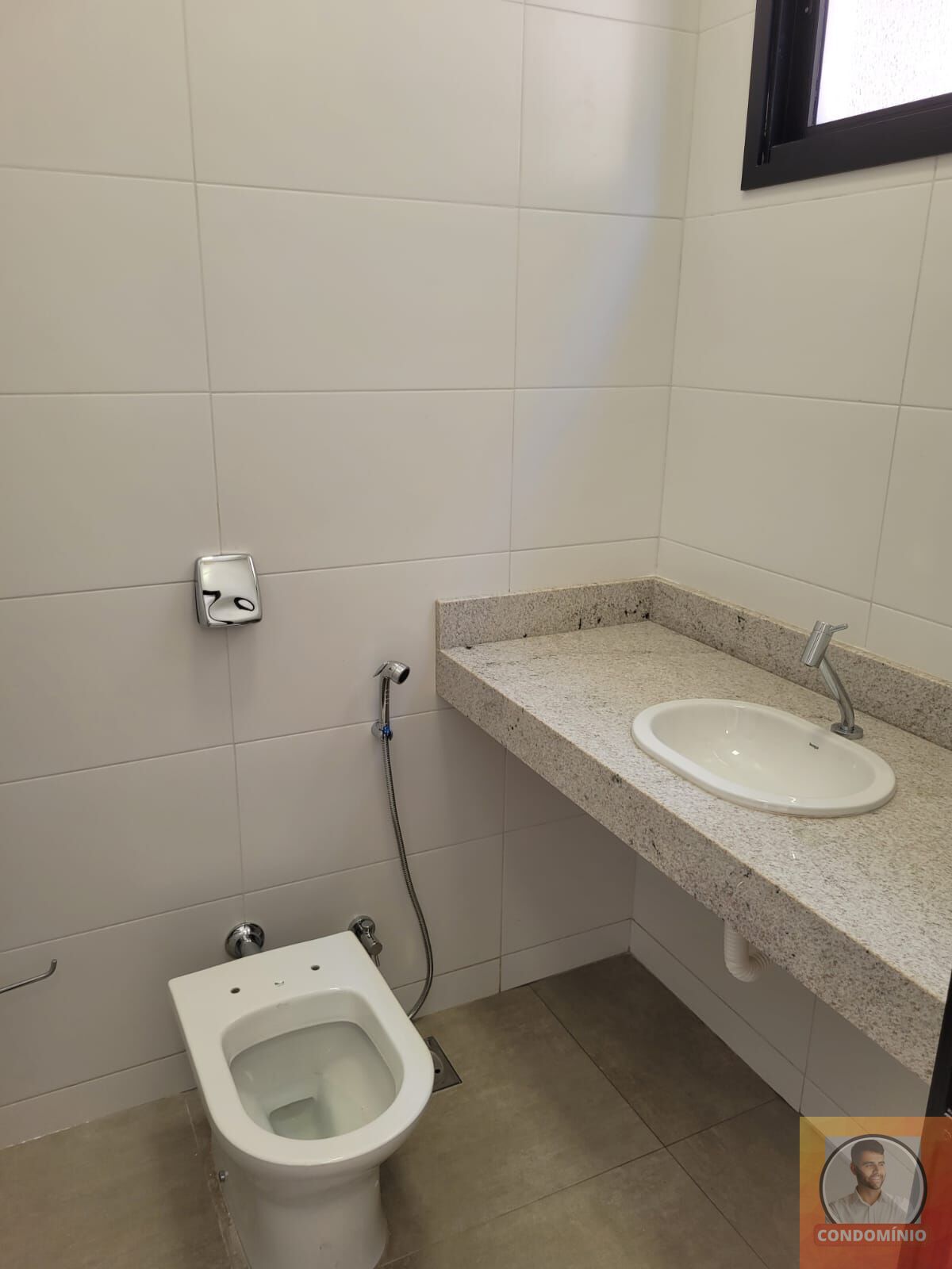 Casa de Condomínio à venda com 3 quartos, 250m² - Foto 5