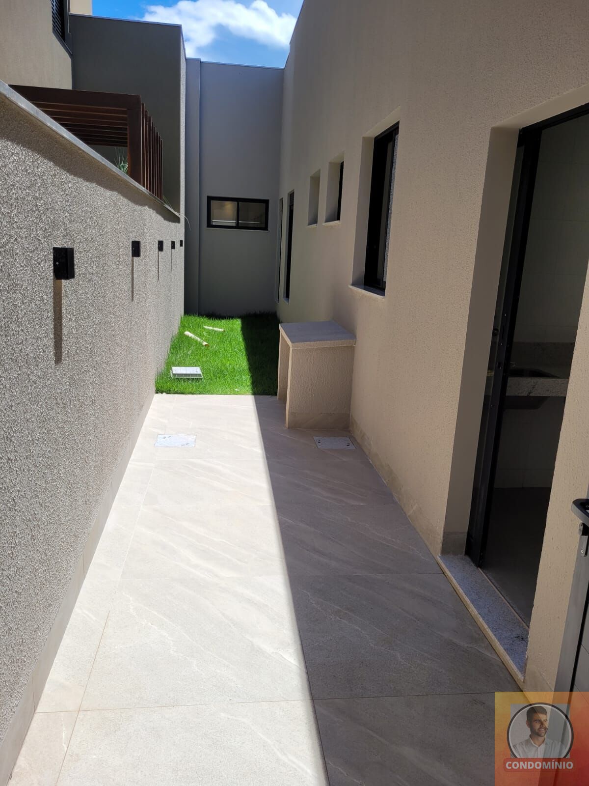 Casa de Condomínio à venda com 3 quartos, 250m² - Foto 16