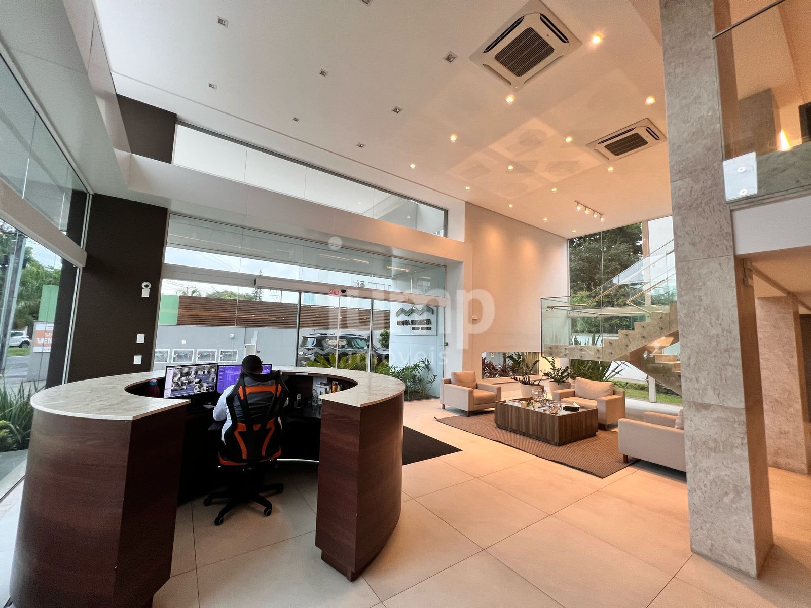 Apartamento à venda com 2 quartos, 75m² - Foto 5