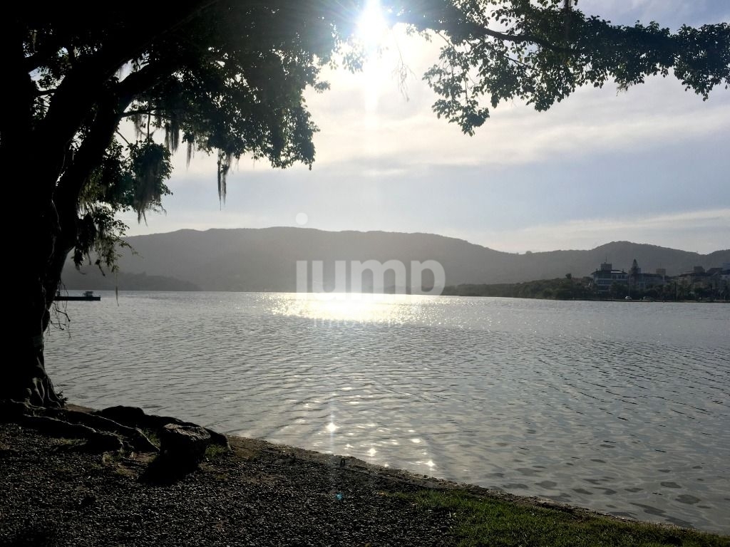 Depósito-Galpão-Armazém à venda com 37 quartos, 2021m² - Foto 22