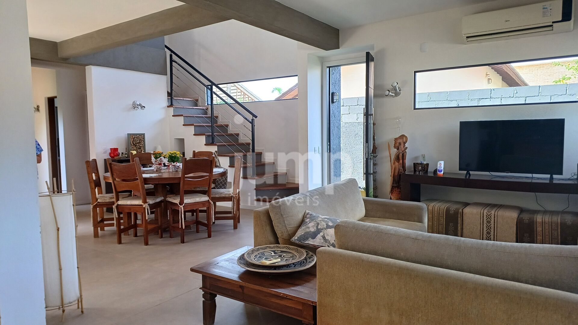 Casa à venda com 4 quartos, 200m² - Foto 6