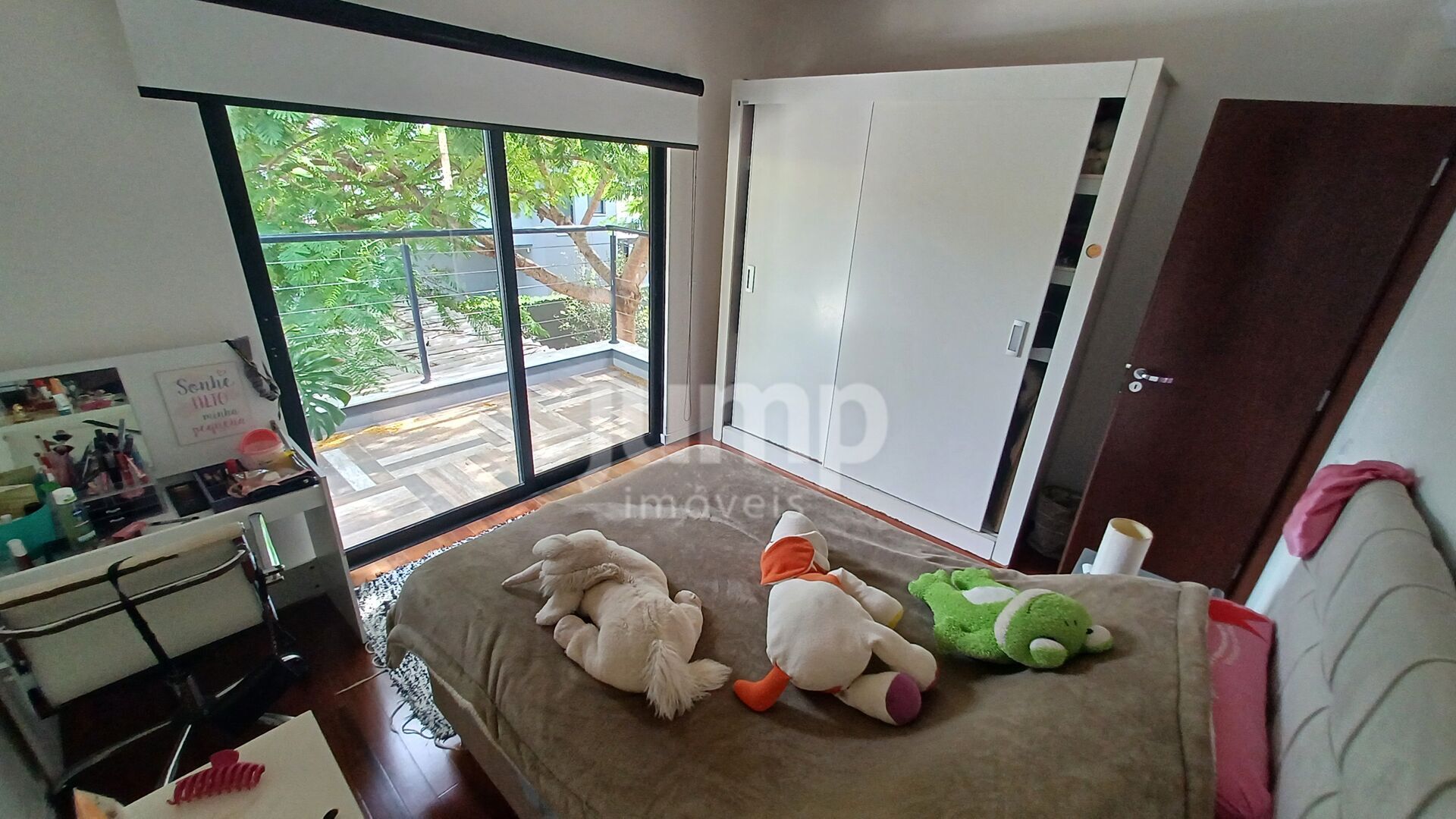 Casa à venda com 4 quartos, 200m² - Foto 21