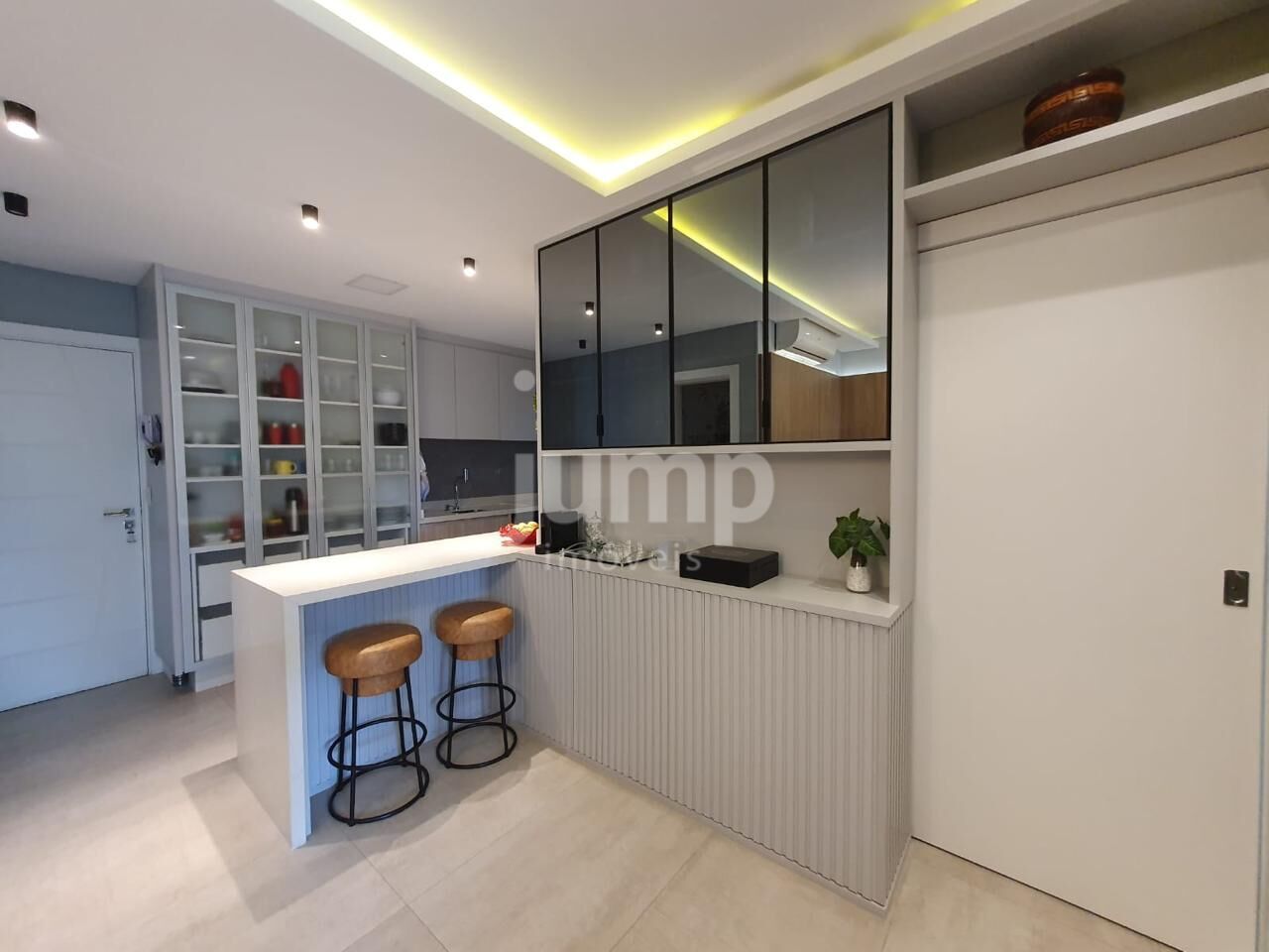 Apartamento à venda com 3 quartos, 116m² - Foto 6