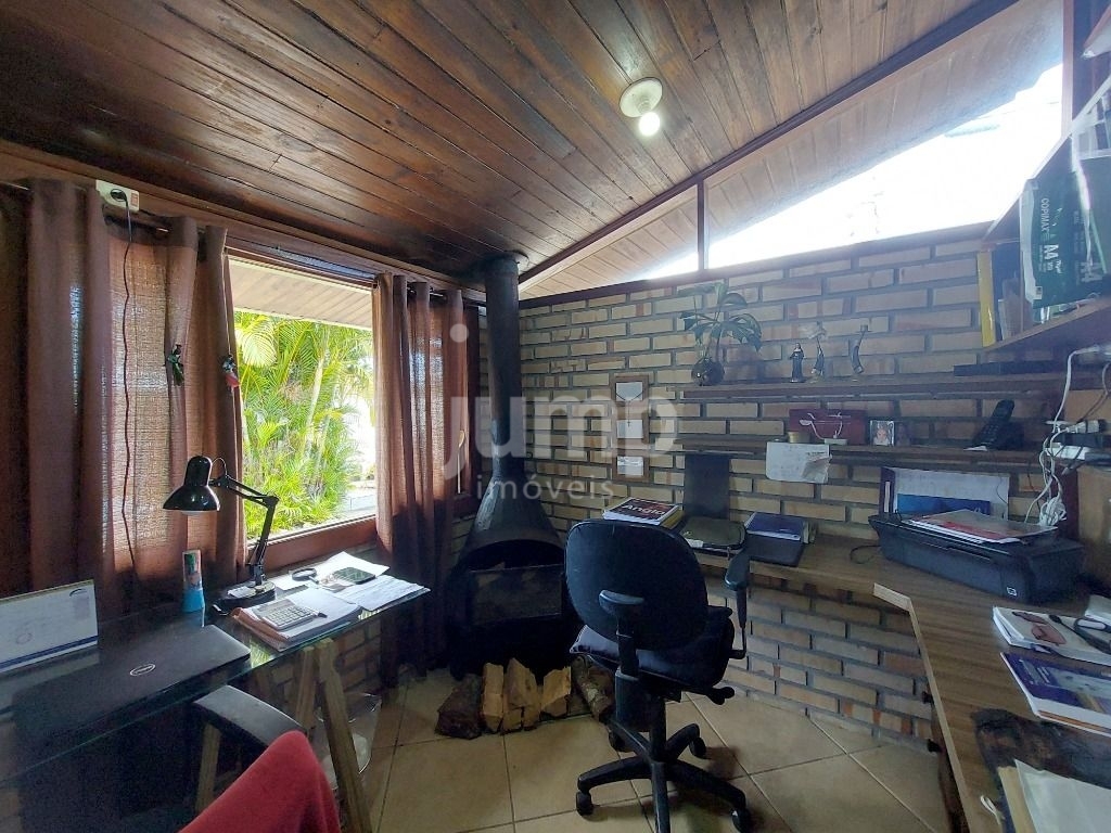 Casa à venda com 3 quartos, 135m² - Foto 6