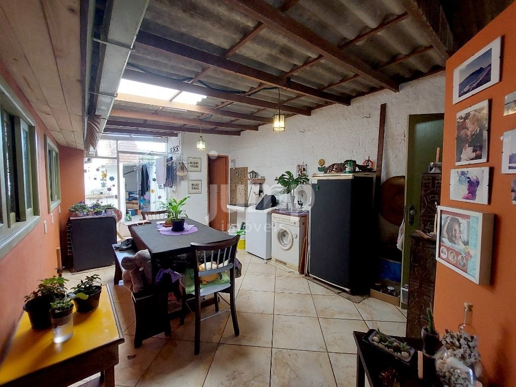 Casa à venda com 3 quartos, 135m² - Foto 14