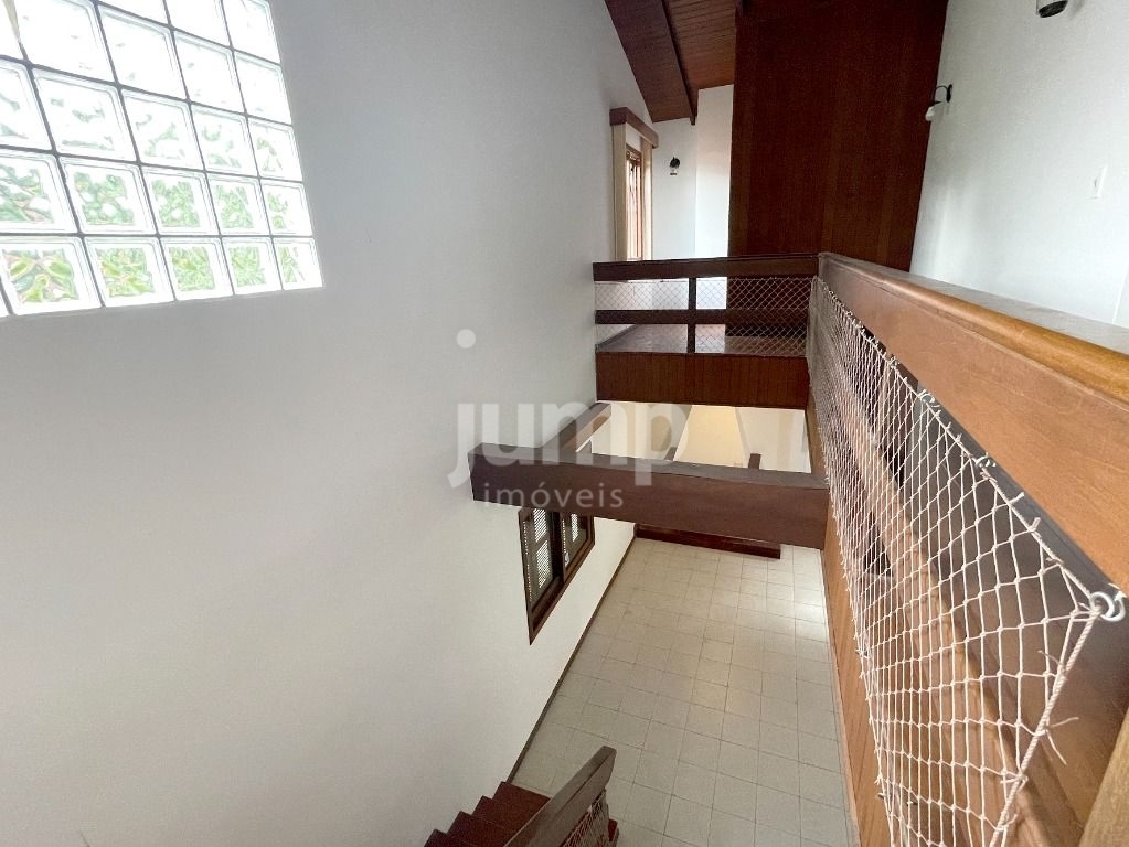 Casa à venda com 4 quartos, 350m² - Foto 16