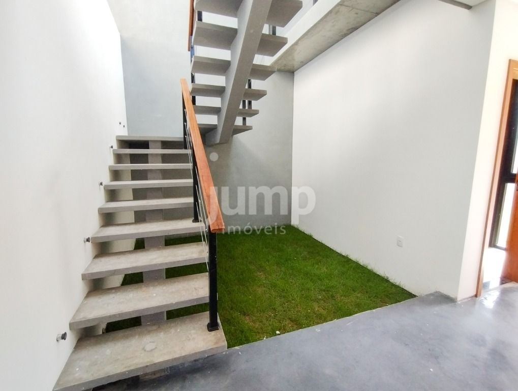 Casa à venda com 3 quartos, 197m² - Foto 9