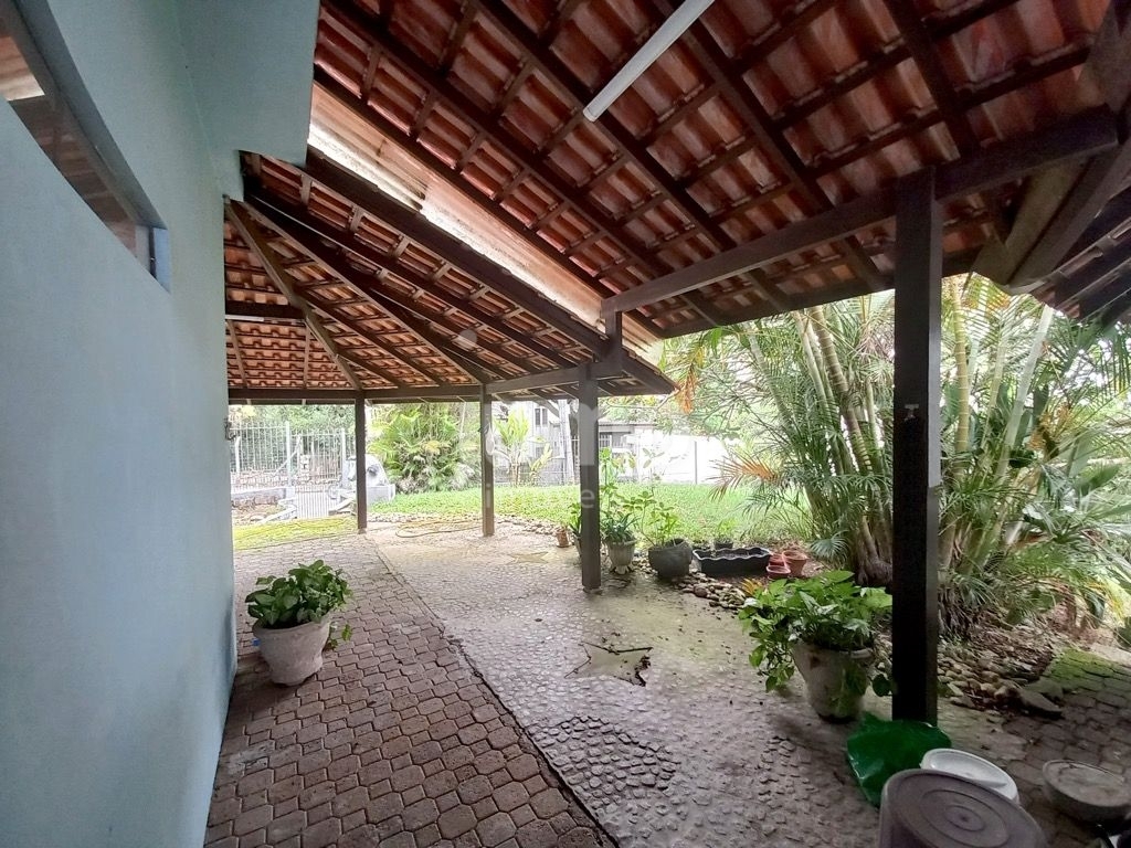 Casa à venda com 4 quartos, 280m² - Foto 7