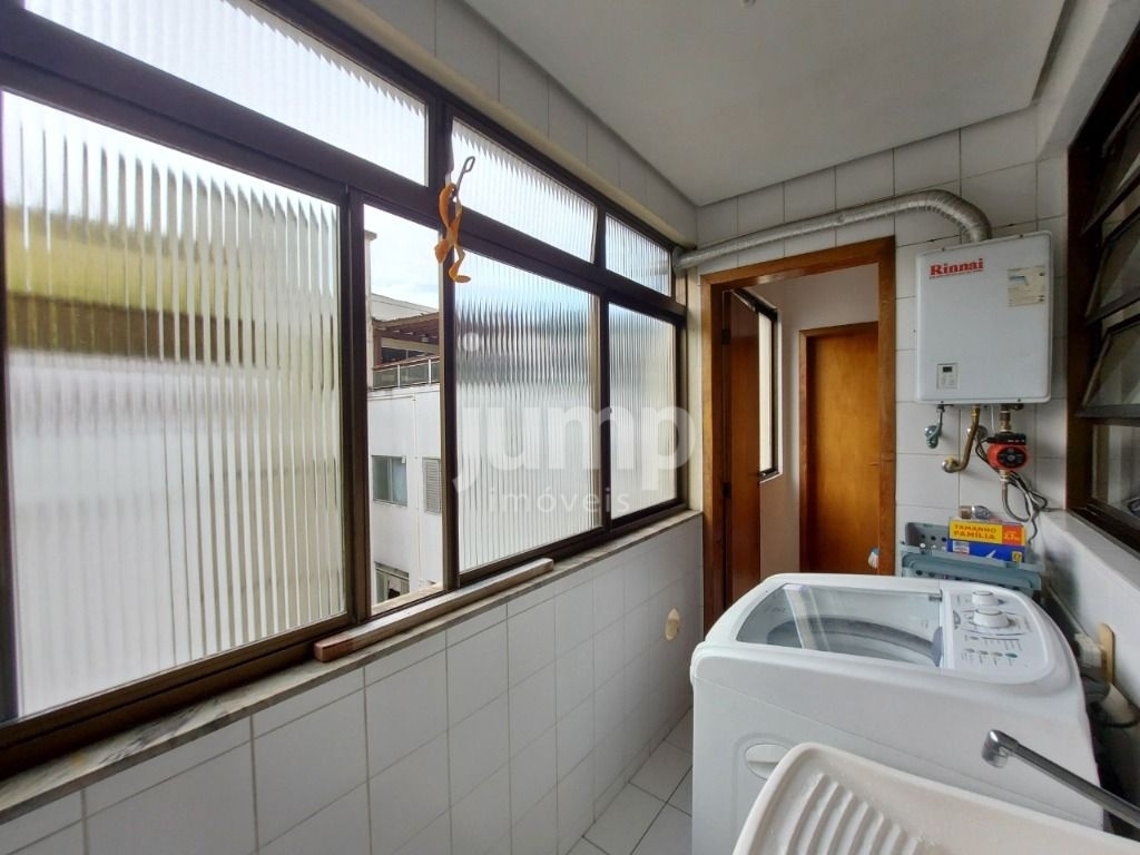 Apartamento à venda com 4 quartos, 229m² - Foto 18