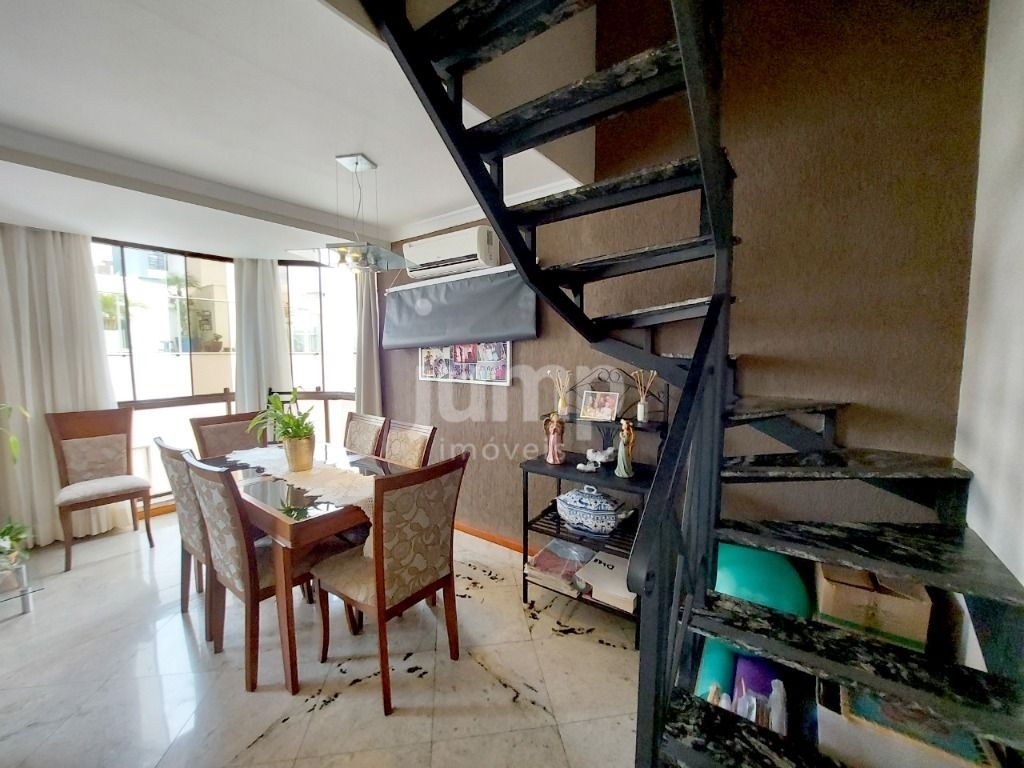 Apartamento à venda com 4 quartos, 229m² - Foto 3