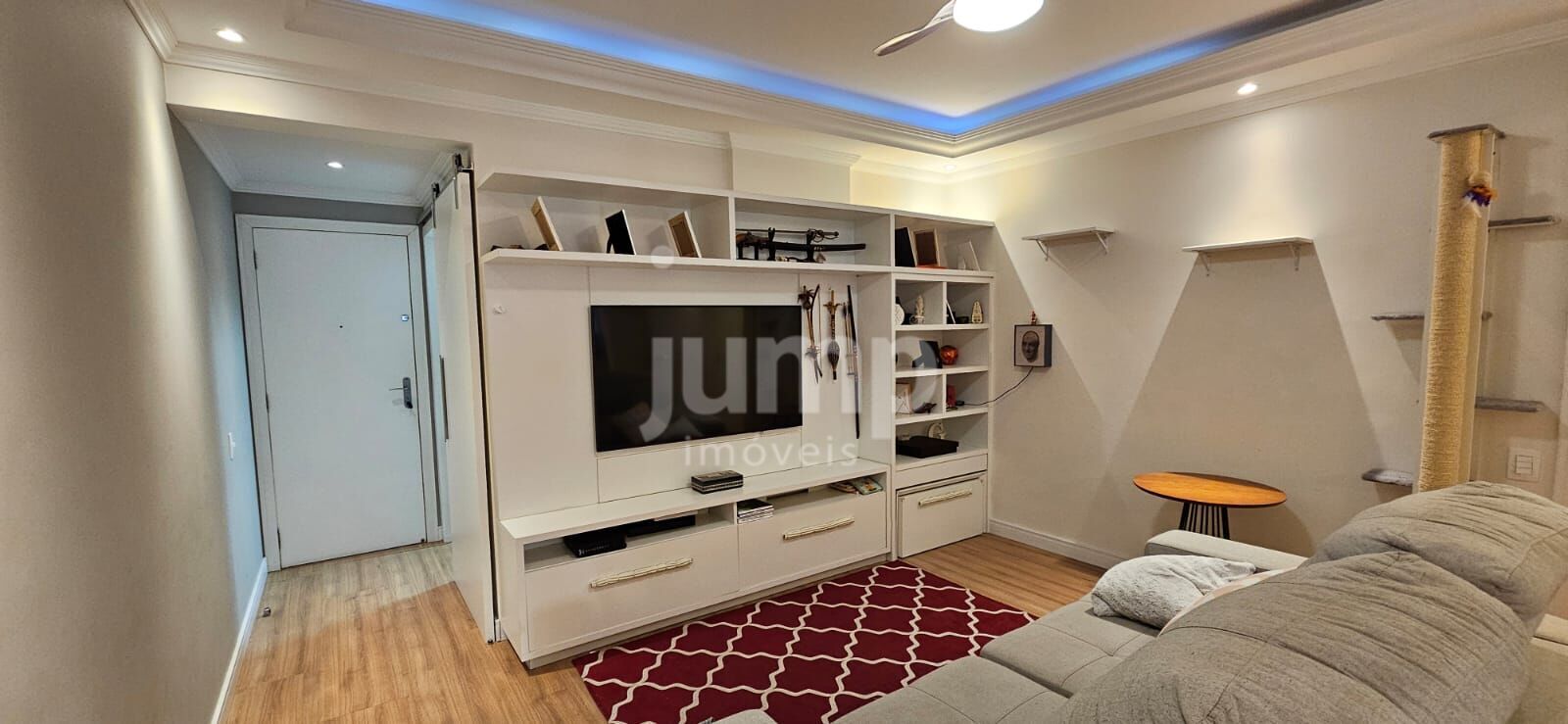 Apartamento à venda com 3 quartos, 100m² - Foto 3