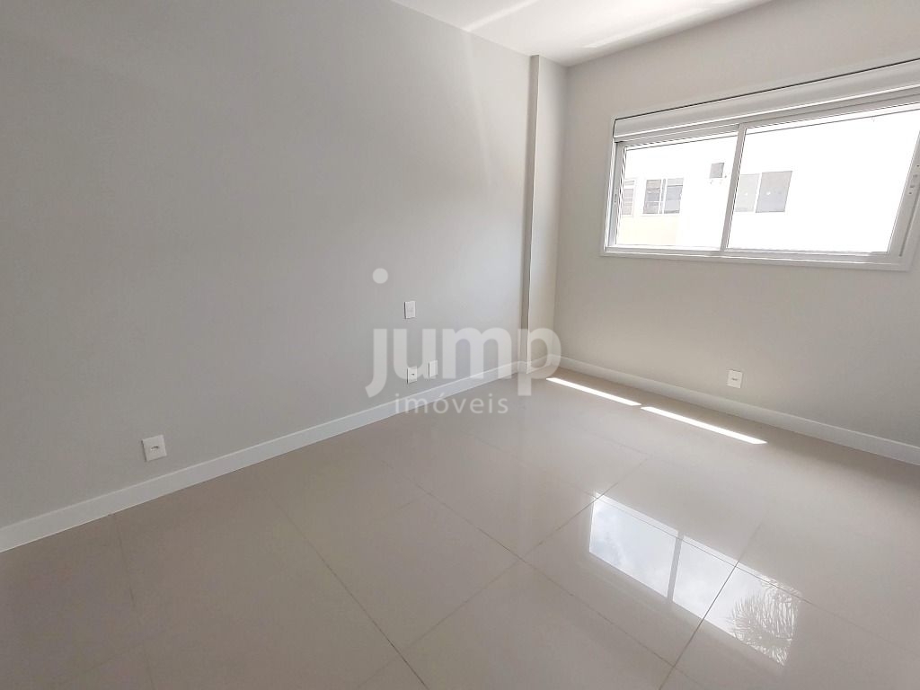 Apartamento à venda com 2 quartos, 107m² - Foto 4