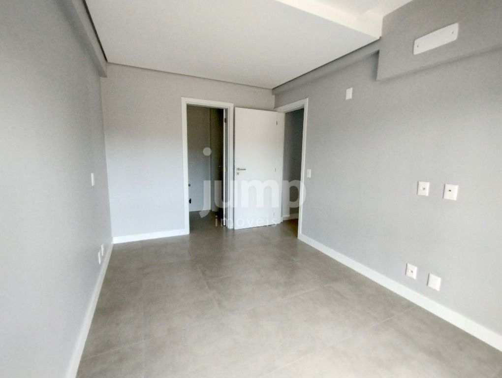 Apartamento à venda com 3 quartos, 94m² - Foto 3