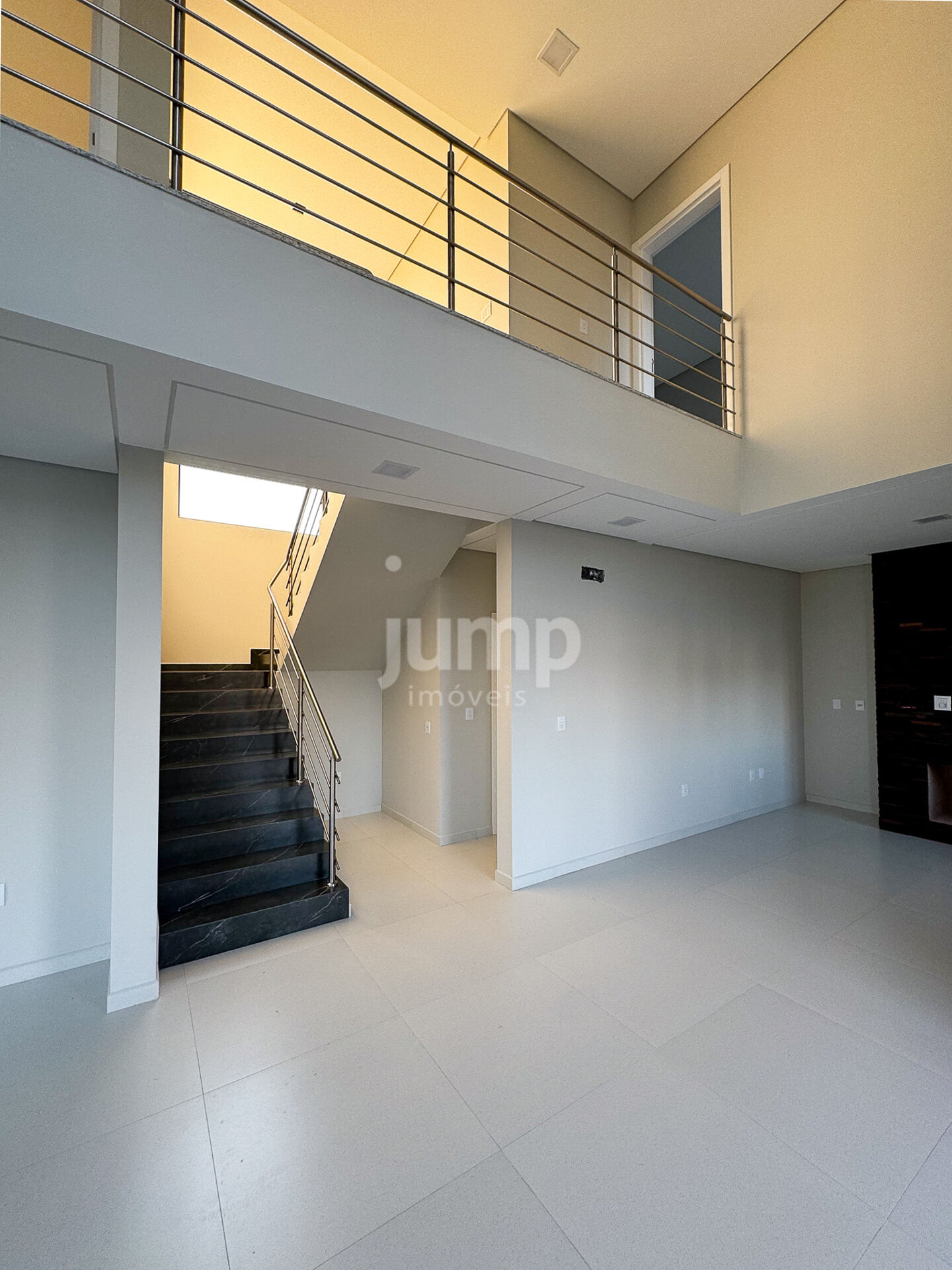 Casa à venda com 4 quartos, 244m² - Foto 11