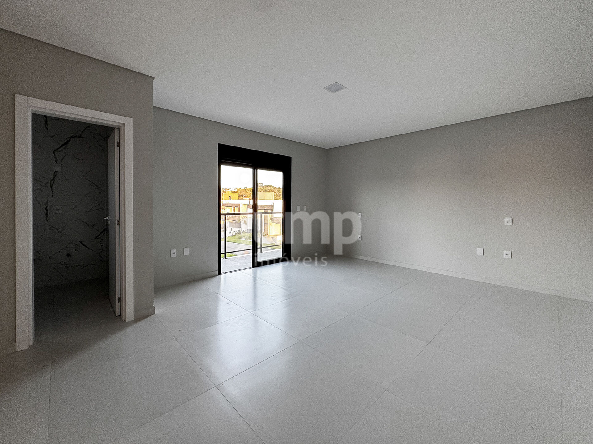 Casa à venda com 4 quartos, 244m² - Foto 15