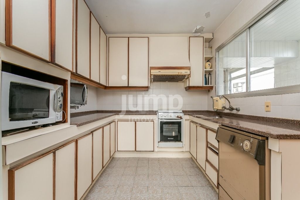 Apartamento à venda com 3 quartos, 239m² - Foto 9