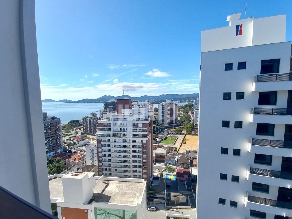 Apartamento à venda com 2 quartos, 103m² - Foto 2