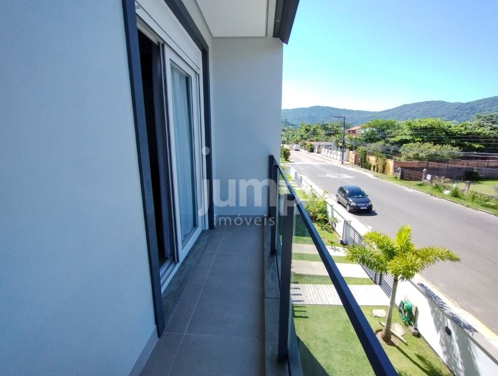 Casa à venda com 3 quartos, 165m² - Foto 14