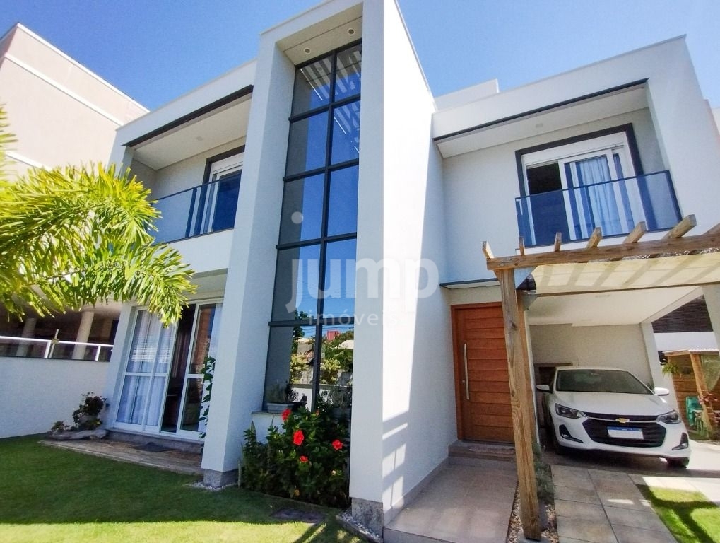 Casa à venda com 3 quartos, 165m² - Foto 2