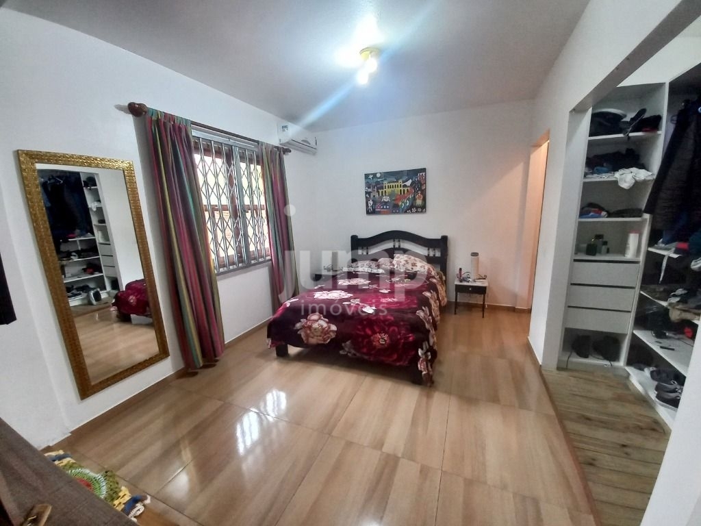 Casa à venda com 3 quartos, 200m² - Foto 16