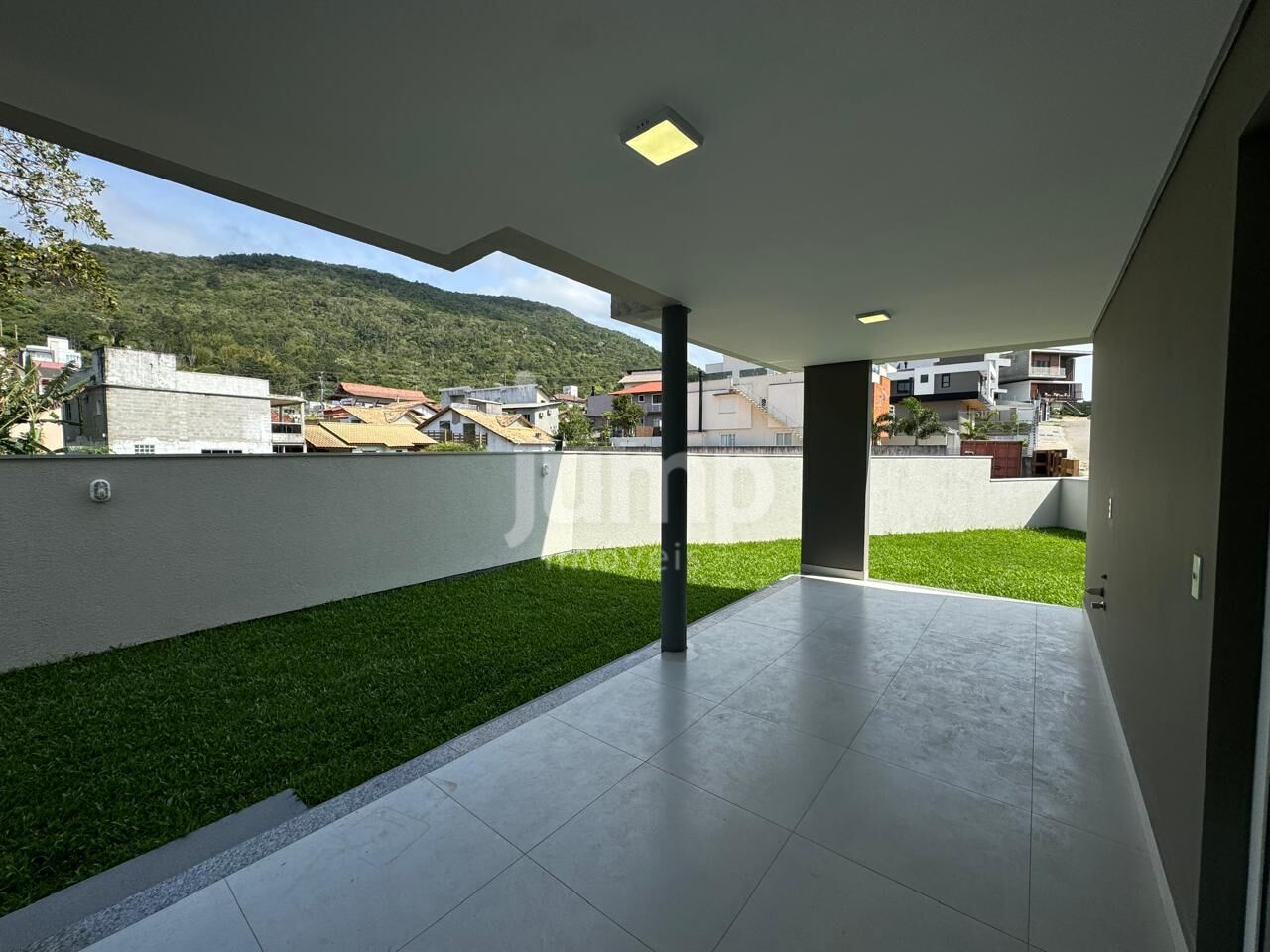 Casa à venda com 3 quartos, 162m² - Foto 5