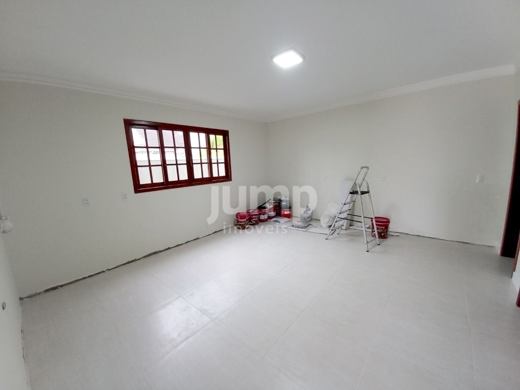 Casa à venda com 3 quartos, 186m² - Foto 7