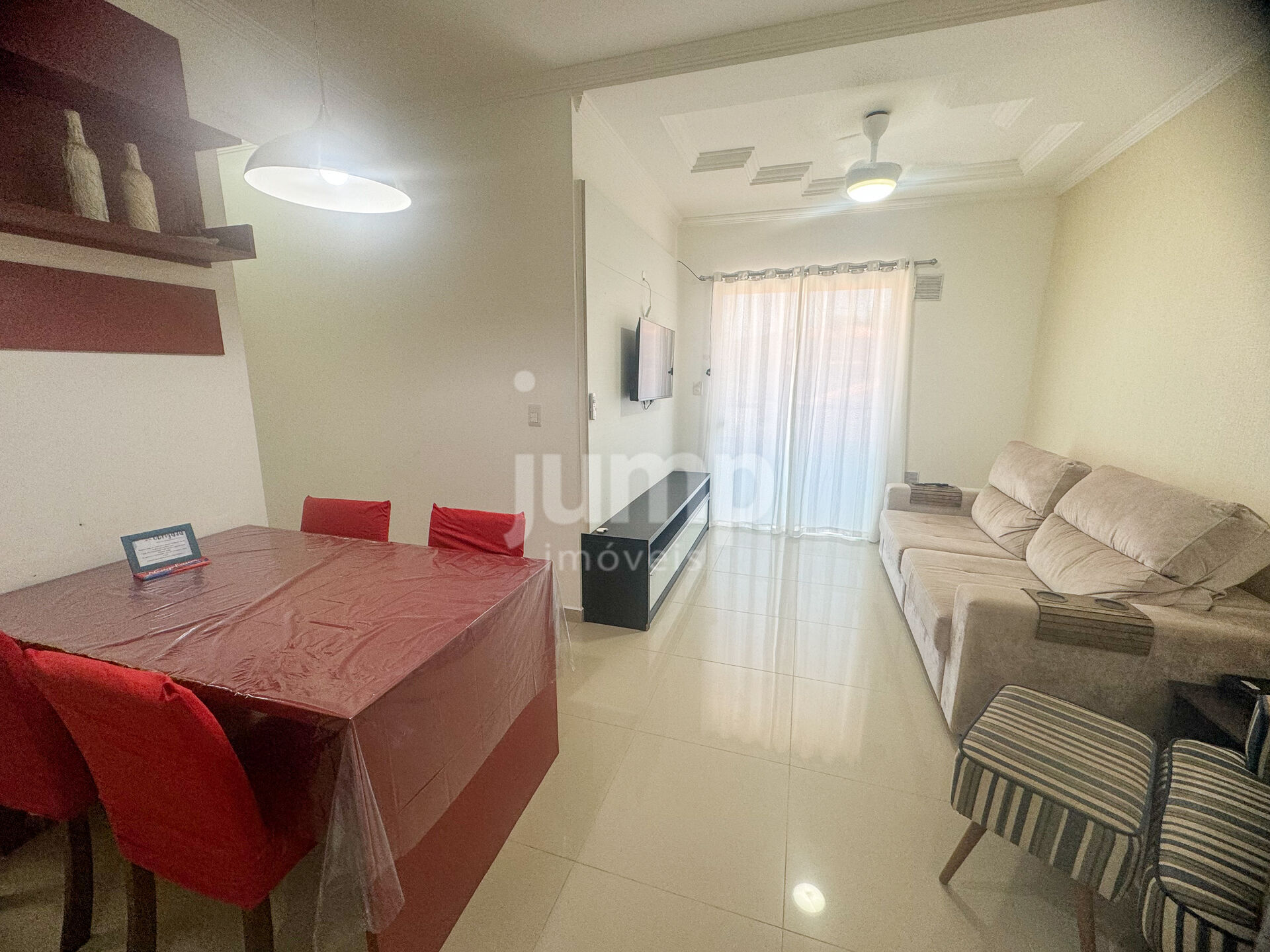 Apartamento à venda com 2 quartos, 69m² - Foto 2