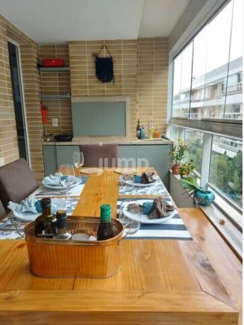 Apartamento à venda com 3 quartos, 98m² - Foto 3