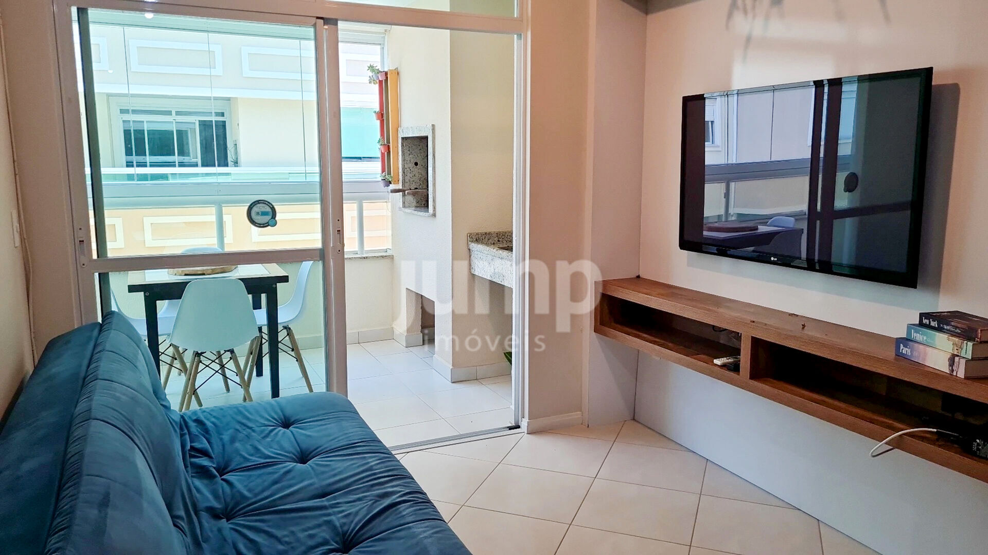 Apartamento à venda com 3 quartos, 94m² - Foto 4