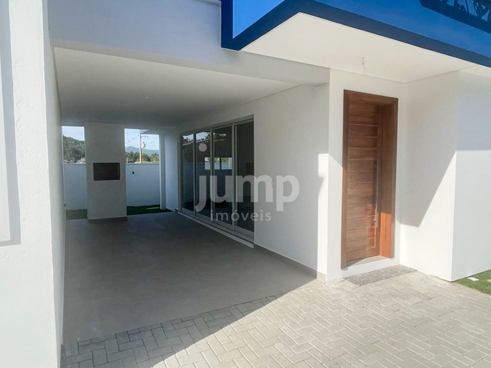 Casa à venda com 3 quartos, 140m² - Foto 2