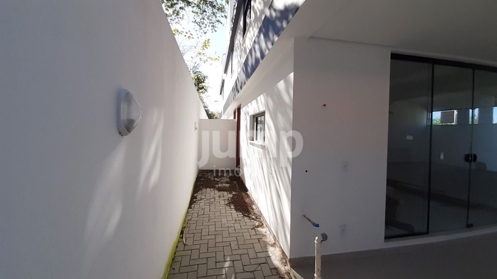 Casa à venda com 3 quartos, 129m² - Foto 14