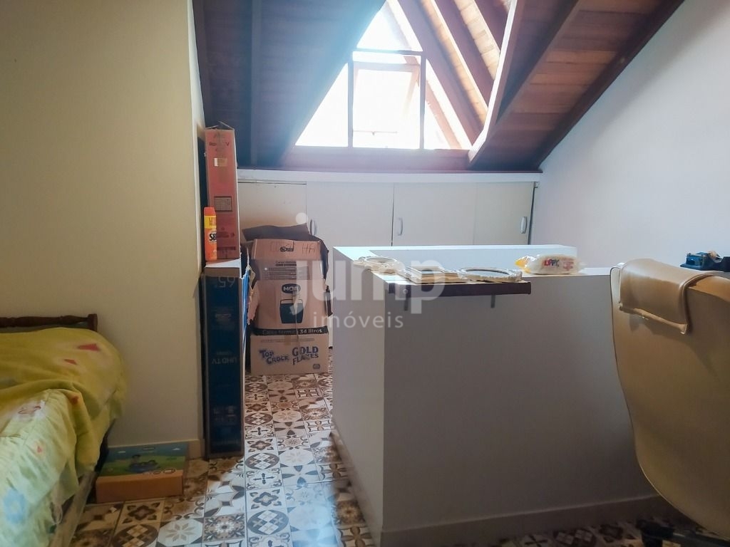 Casa à venda com 2 quartos, 67m² - Foto 8