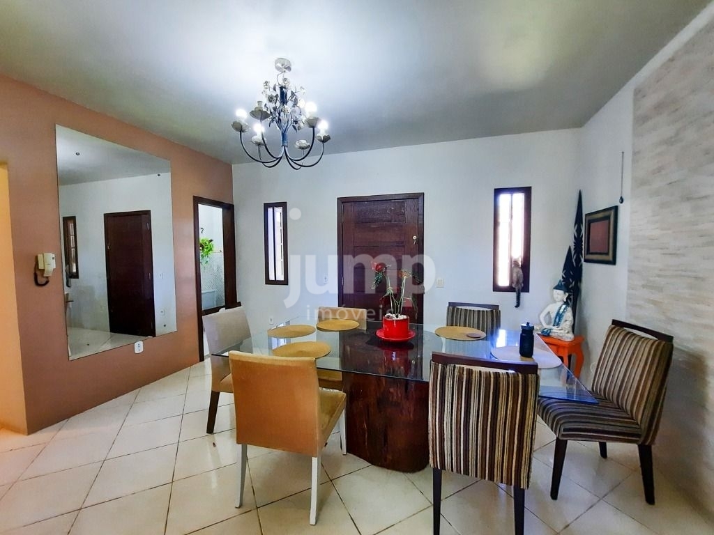 Casa à venda com 3 quartos, 600m² - Foto 8