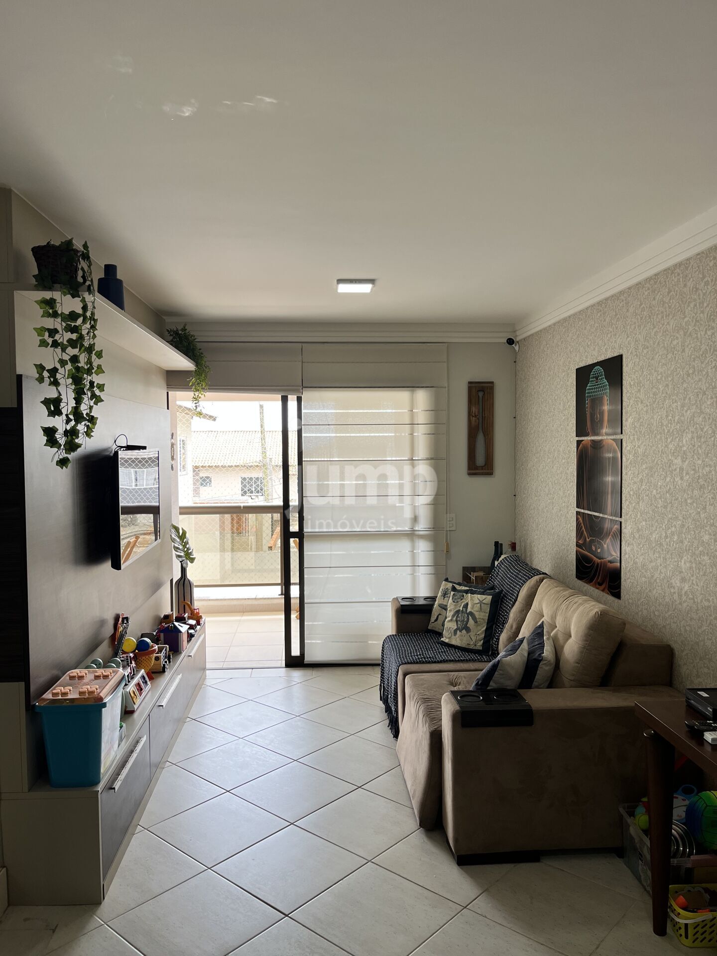 Apartamento à venda com 2 quartos, 71m² - Foto 2